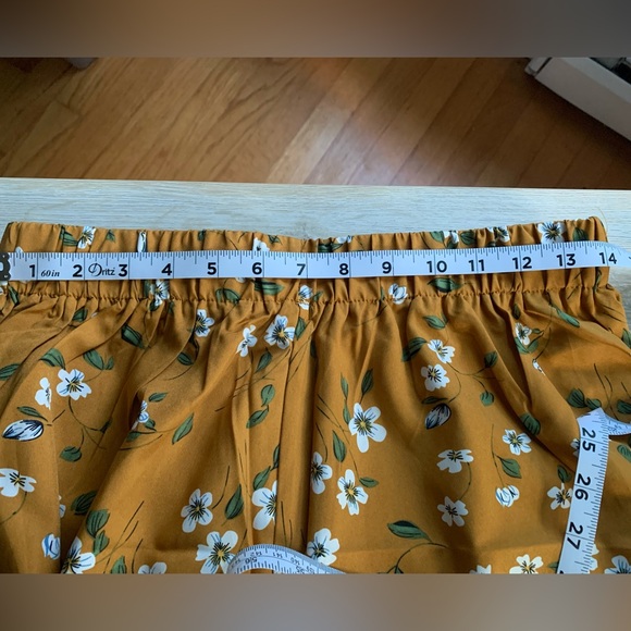 Women's Maize Yellow-Gold W/White Flowers, Elastic Waist, Flowy, Midi Skirt. - Picture 8 of 8